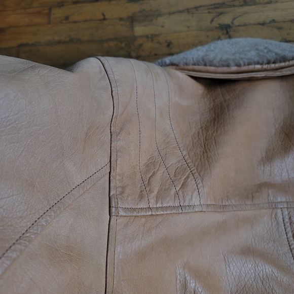Vintage 90s Gerome Barcelona Genuine Leather Bomber Jacket Camel - Picture 9 of 12